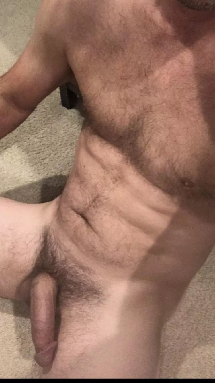 [41] Cum hang with Daddy😜🤷🏼‍♂️