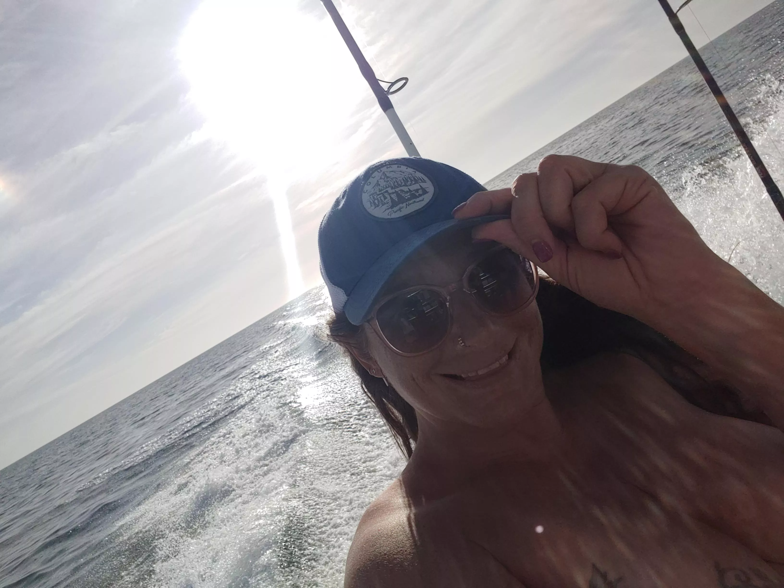 41 Tampa hotwife loves adult boat rides!!! Can't wait for 2022! Who's in?
