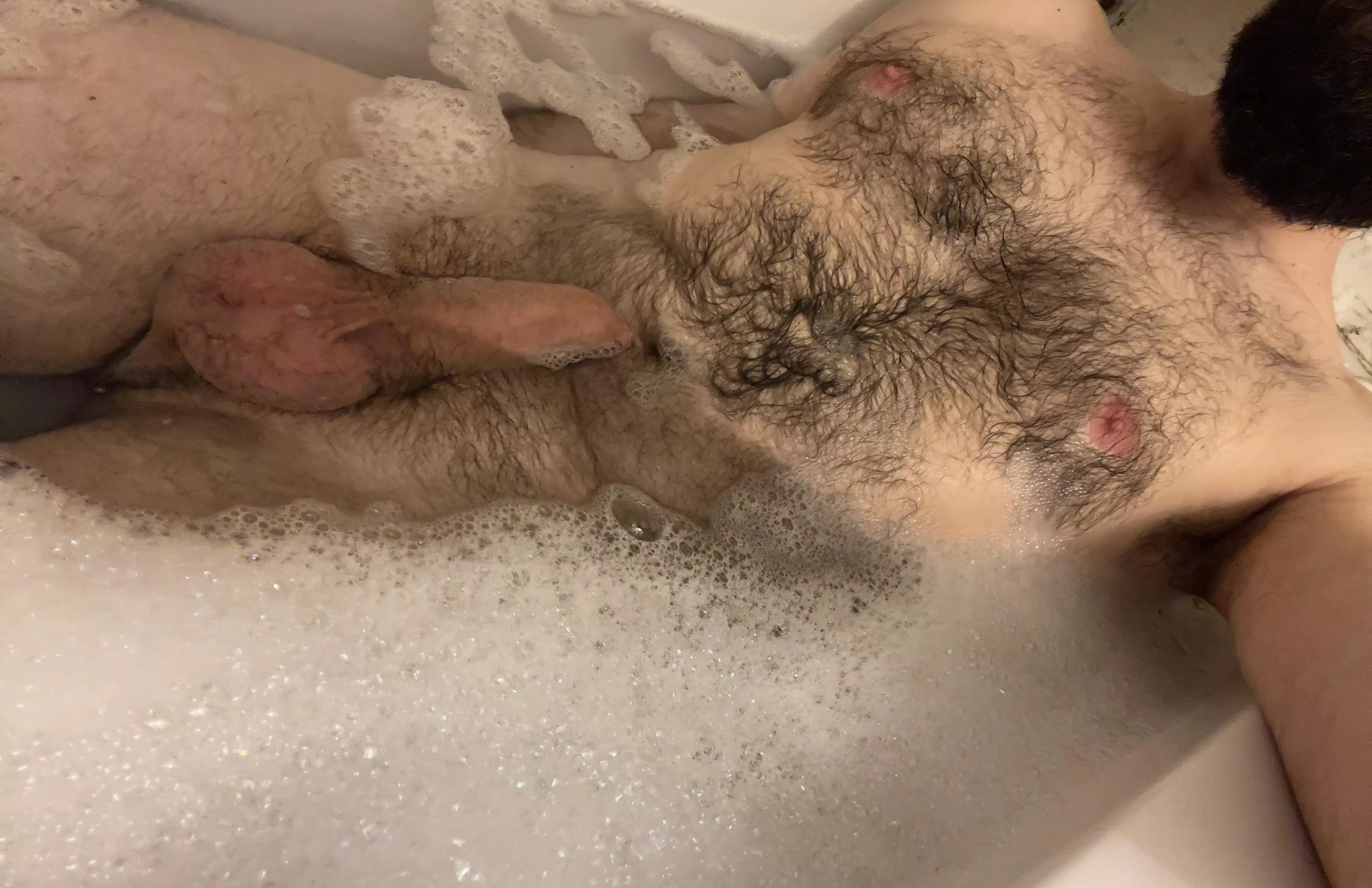 [41] Working off some stress in the bath, Funday Sunday.