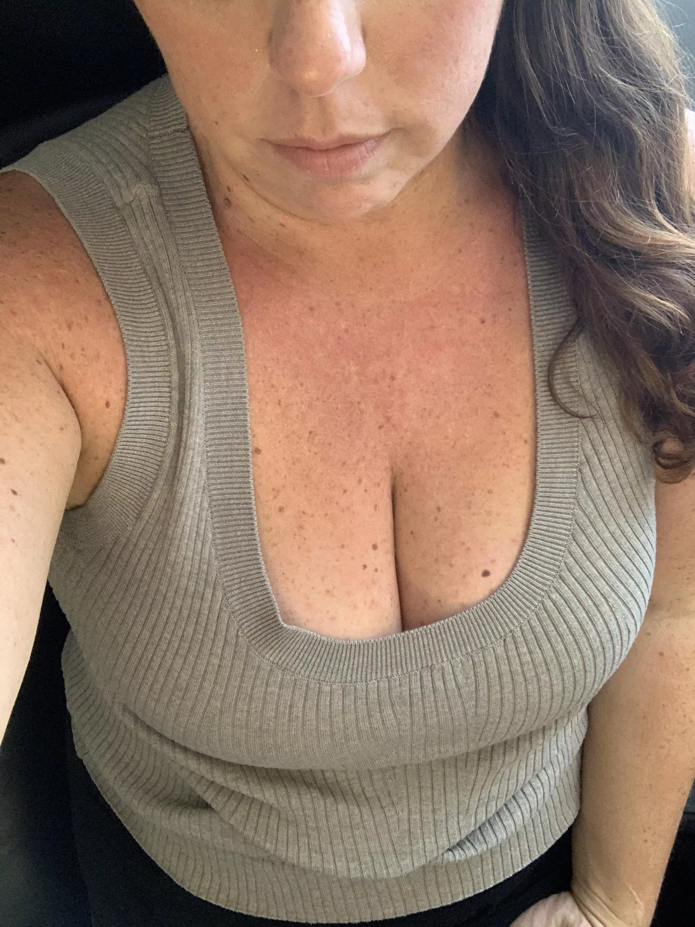 41(Female). Any idea why the men in the office keep coming over to ask me questions Iām pretty sure they already know the answers to? š¤·āāļøš¤£š„µšš 41(Female). Any idea why the men in the office keep coming over to ask me questions Iām pretty sure they already know the answers to? š¤·āāļøš¤£š„µšš