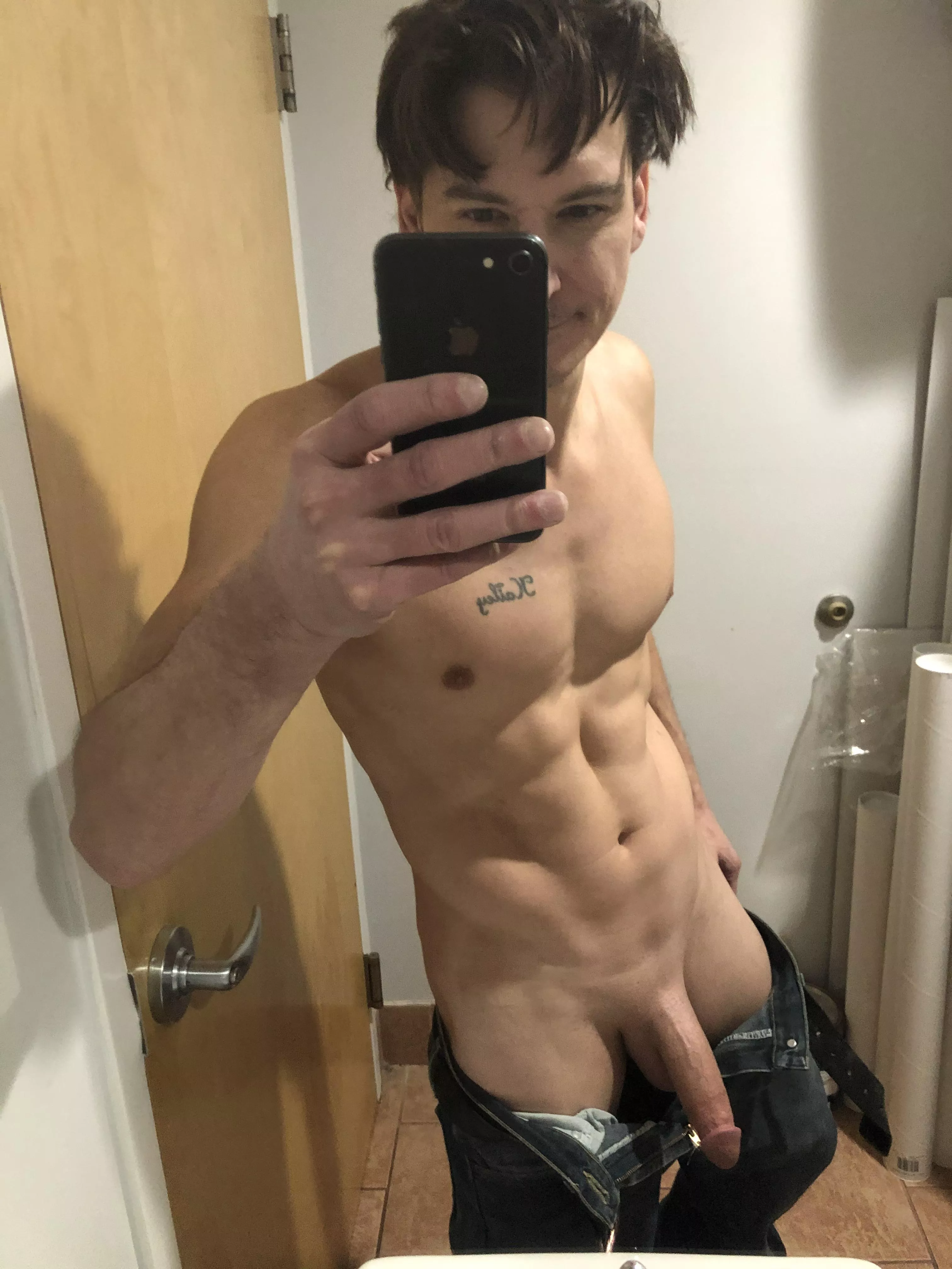 (41)Too Many People Here Gotta Hide to Pull Cock Out