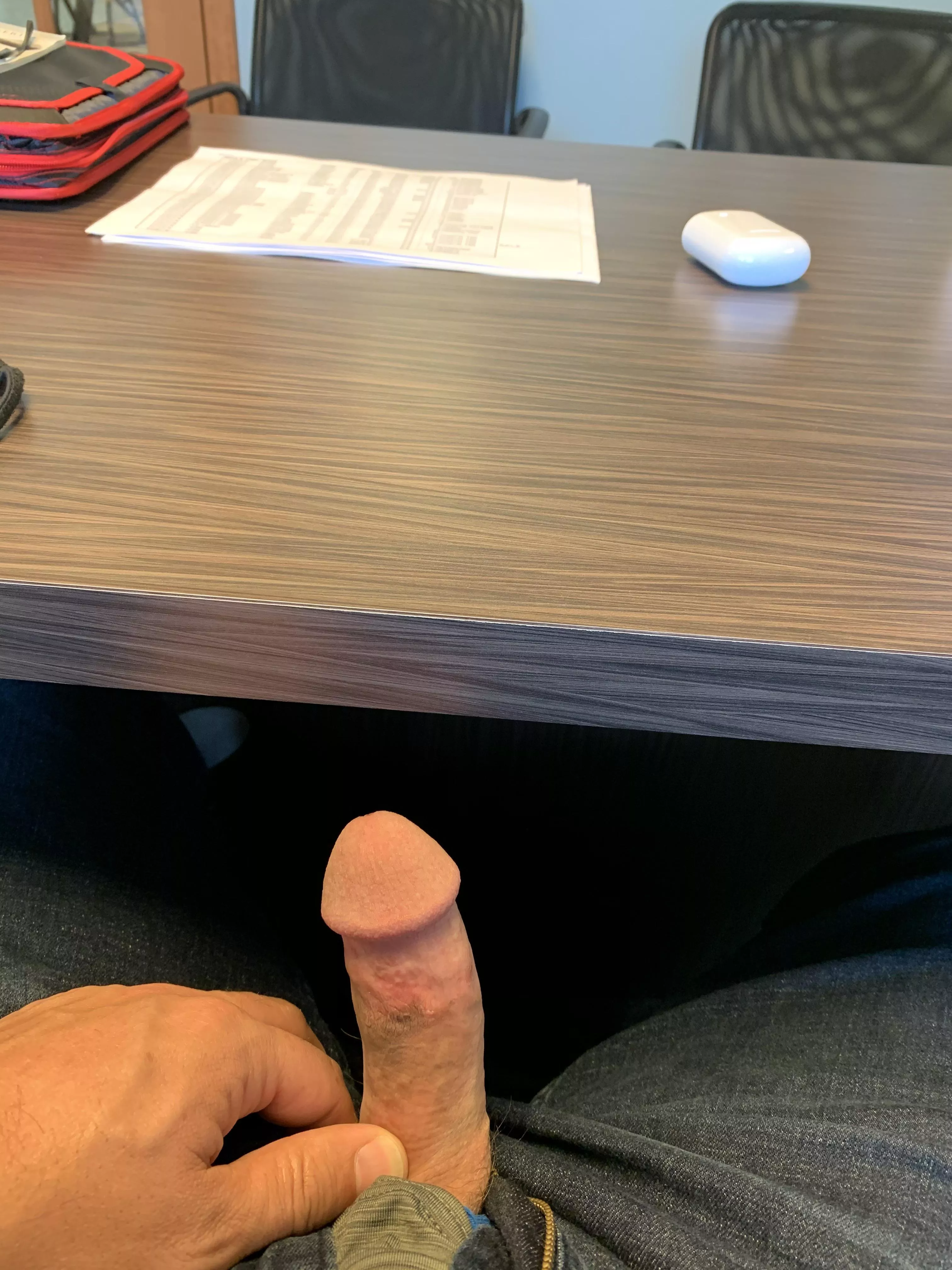 (43 M) Nothing like being horny at work!!! π (43 M) Nothing like being horny at work!!! π