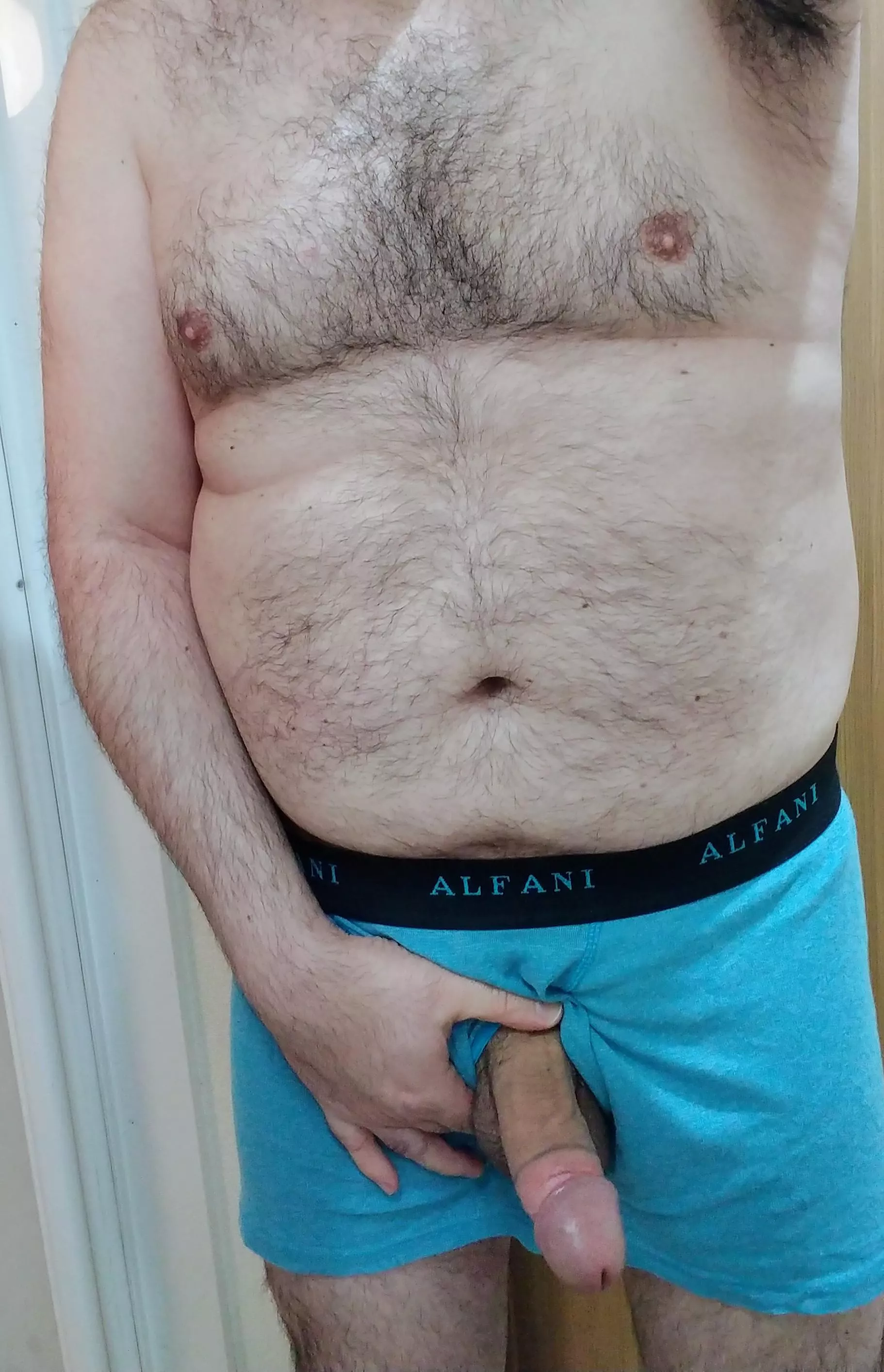[43] Stop scrolling if your hole is too tight for this.