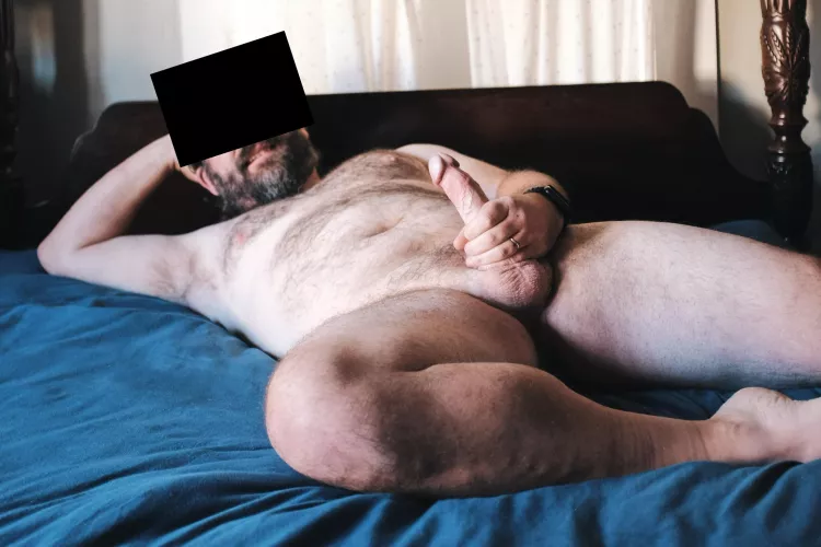 [44] Hop on bed and let’s fool around!