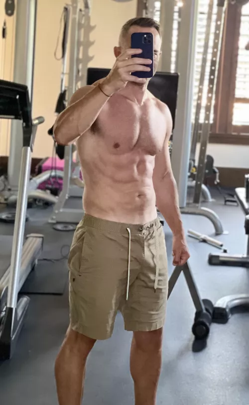 (46) First post here!