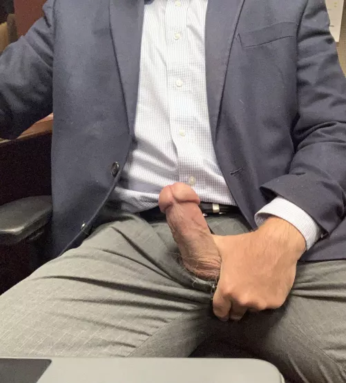 [46] Had to put on a jacket for work, but ready to take it off