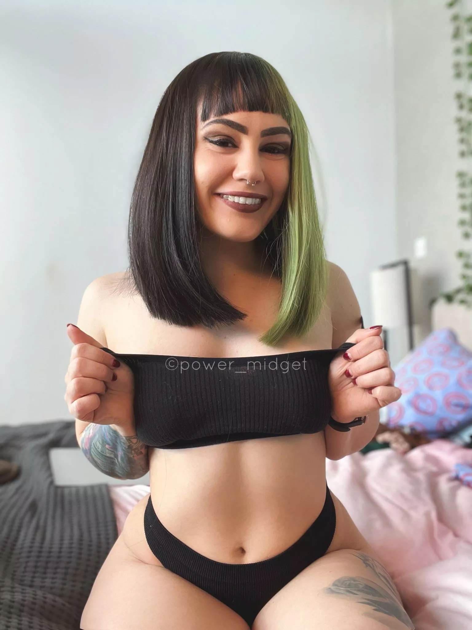 4ft 8” smol bean 🥰