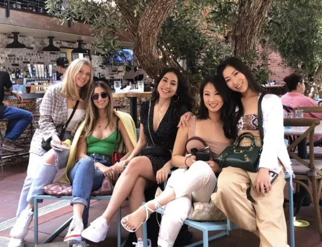 [5] College girls to choose from