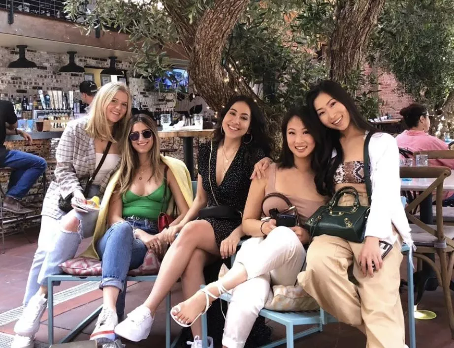 [5] College girls to choose from