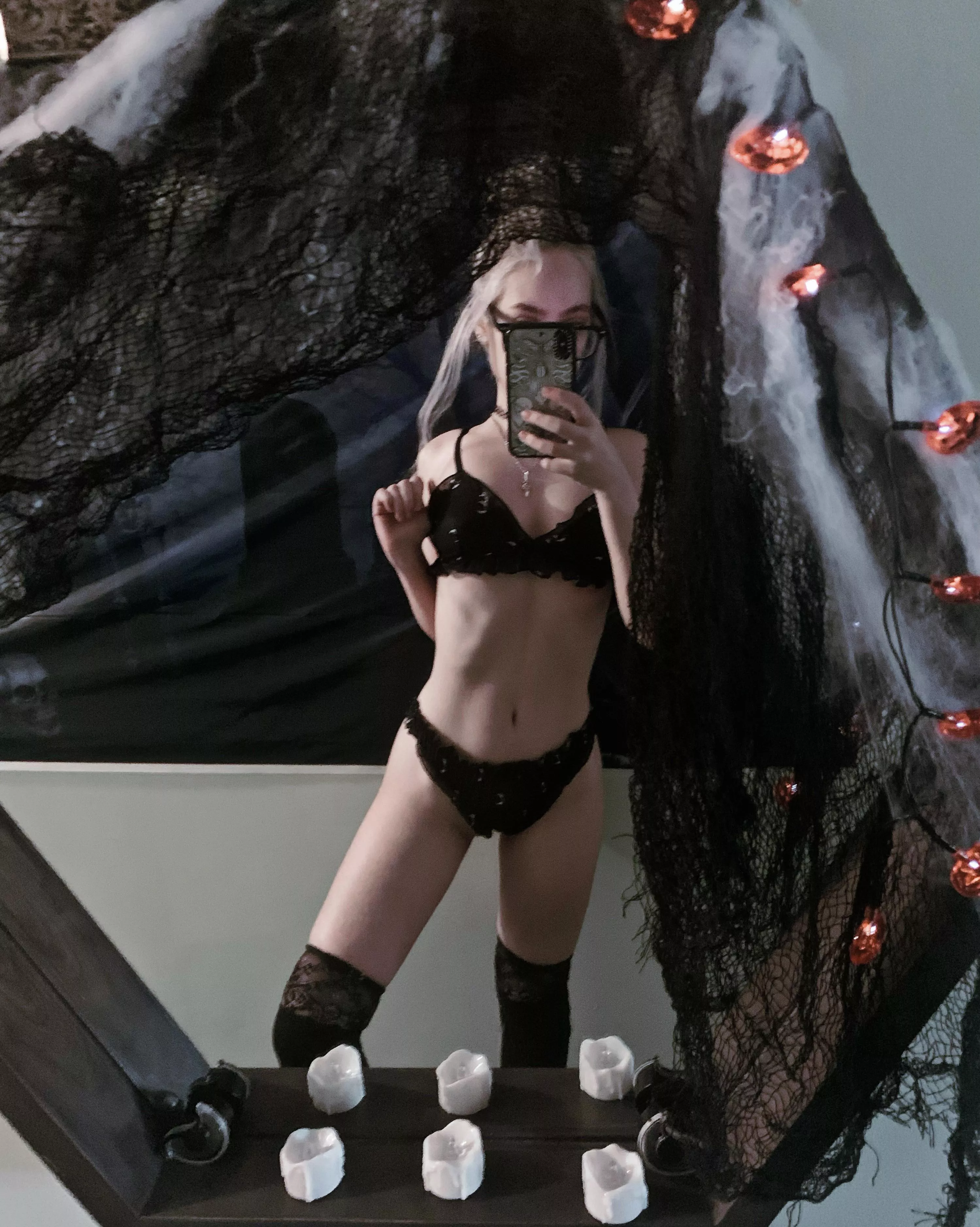 🖤 $5 sale for a 5ft girl :) 🤍