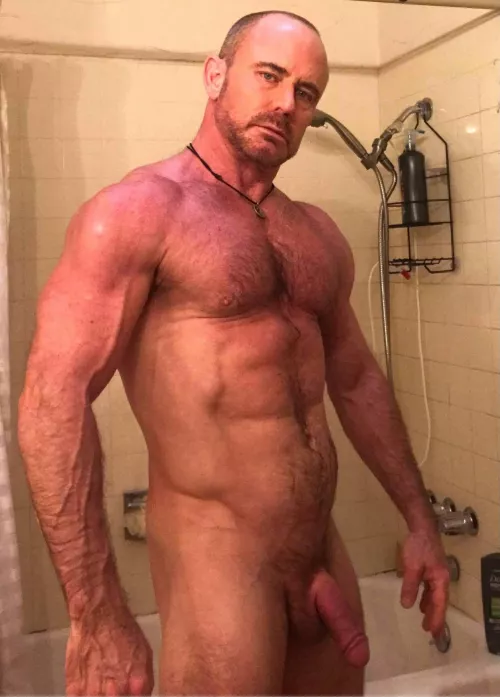 [52] m Palm Springs it’s IBC week looking to meet some hot masculine hairy daddies, hit me up:-)