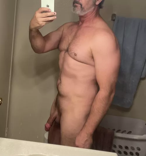 (54) beard but no boner