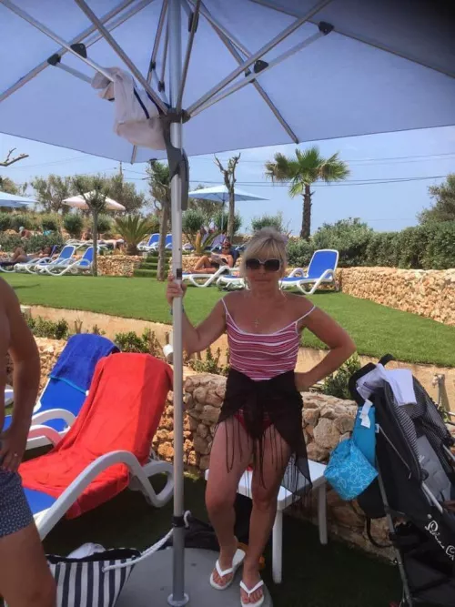 60 years old is she still hot