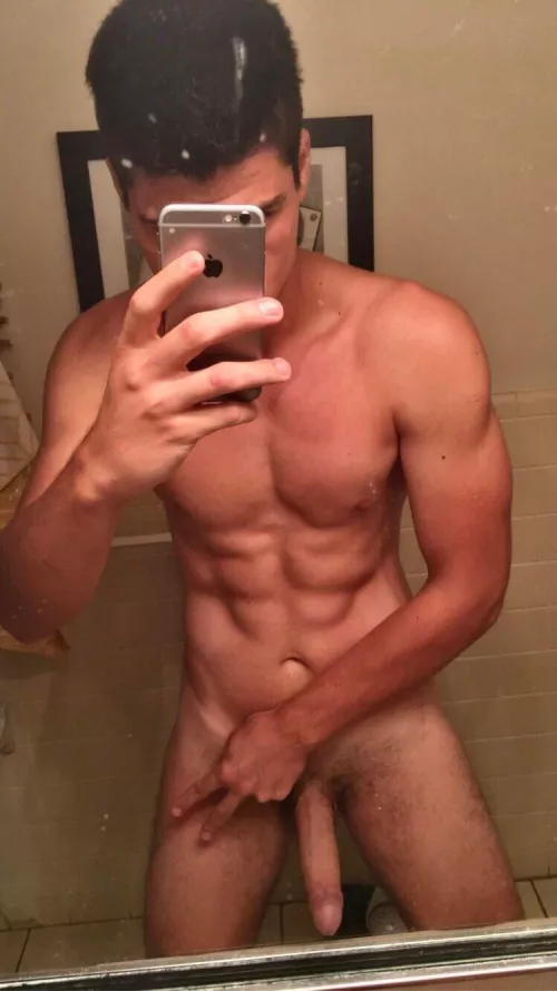 6’3 gym jock