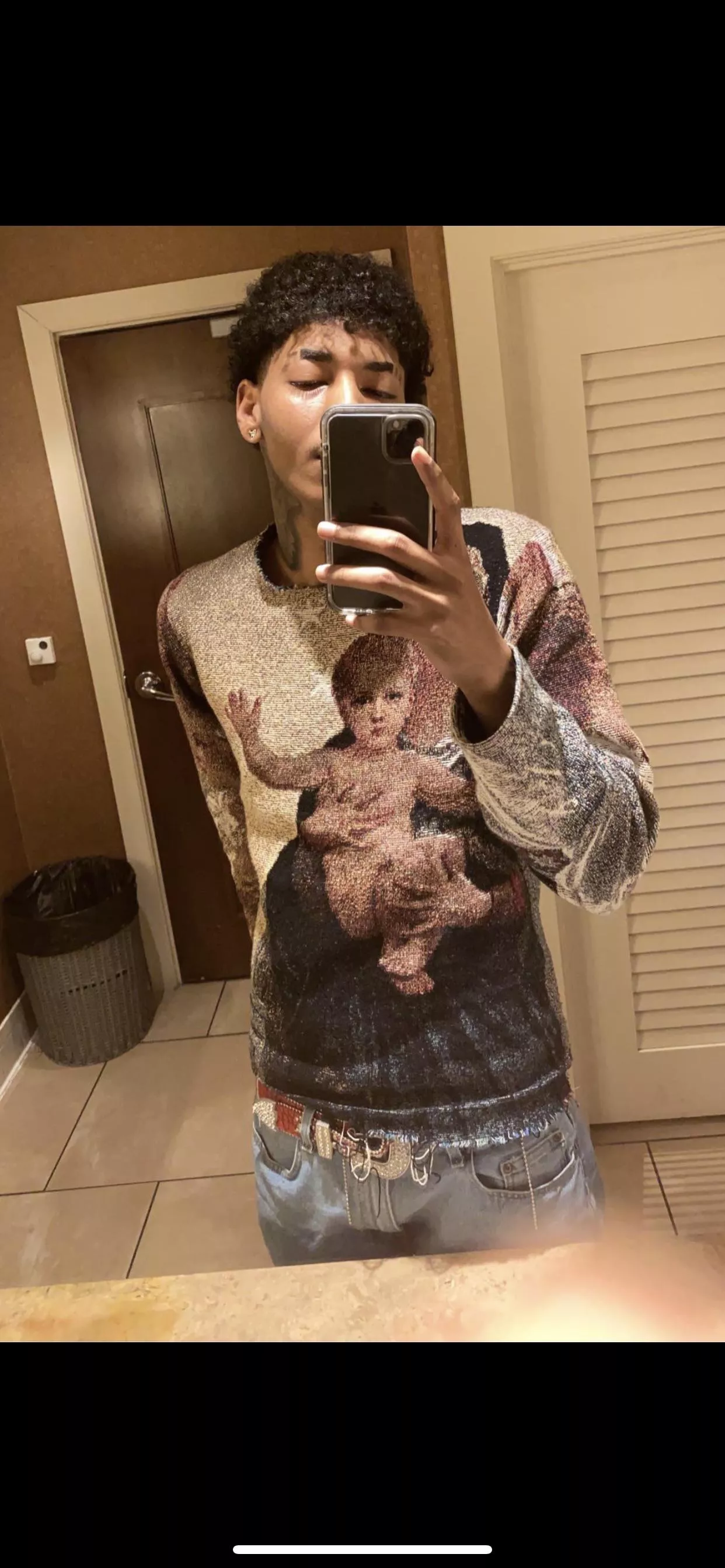 ✨6’6 Middle Eastern Arab✨