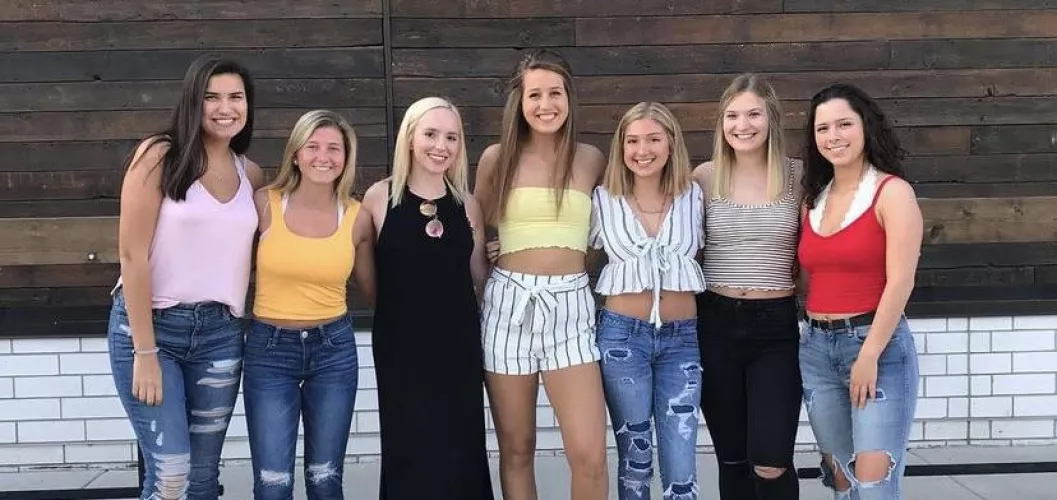 [7] college freshmen