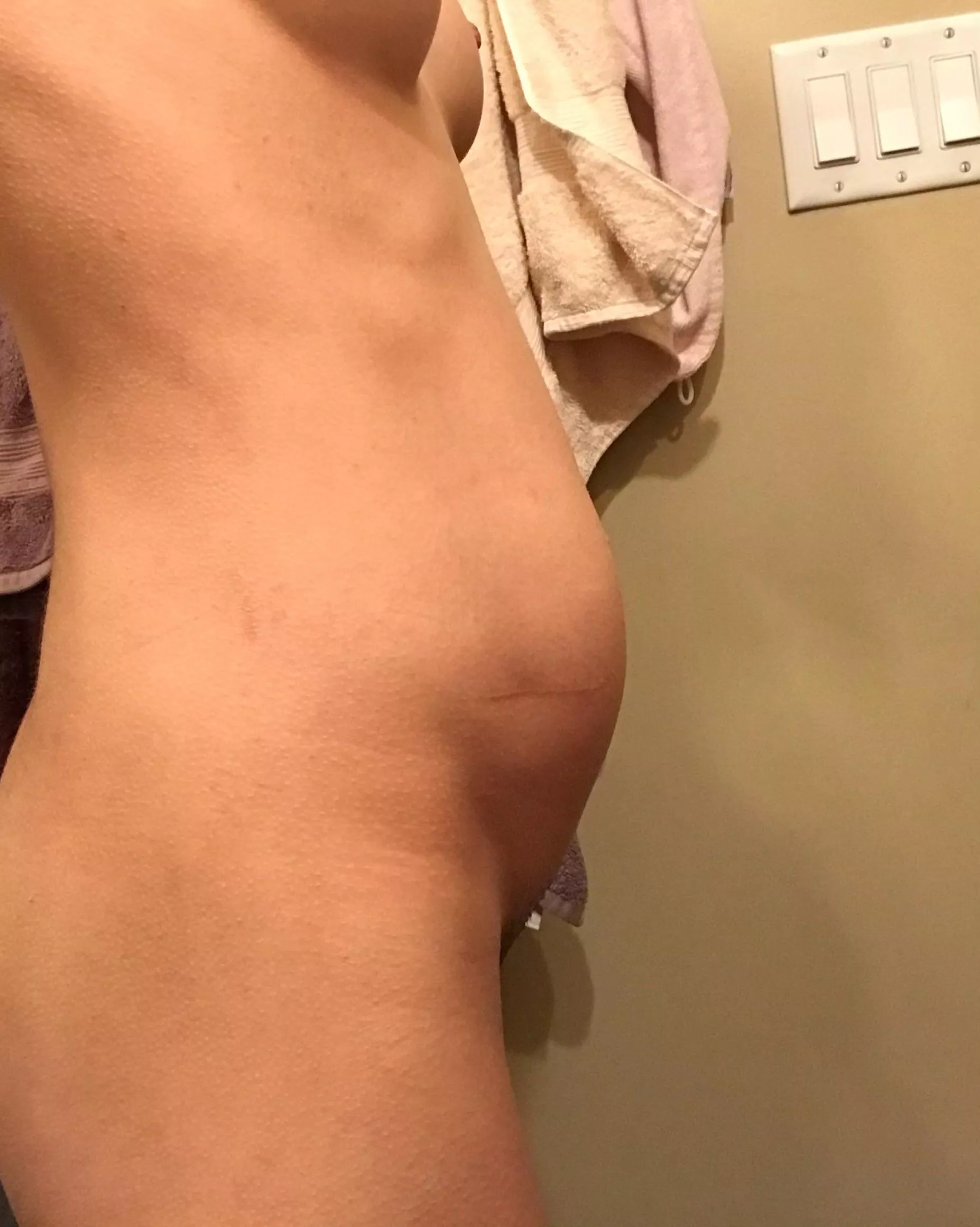 94lbs and two months pregnant 😳