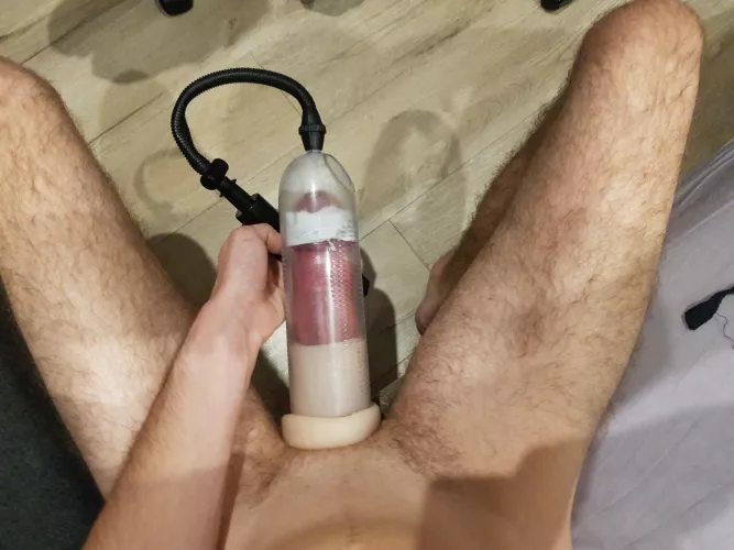 9.7 inch penis pump😏. Pumping record ~8.5 in the photo 😋🥳.