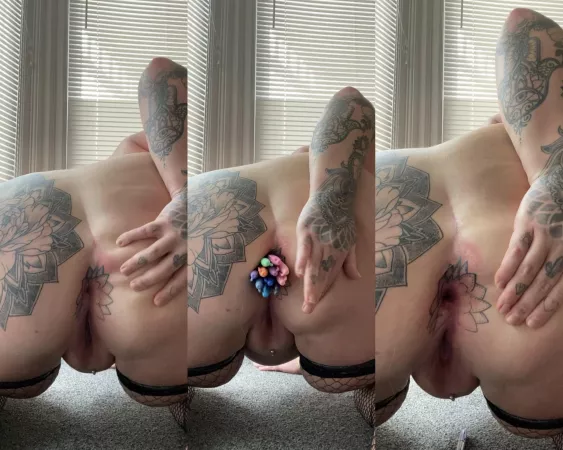 A 11 sharpie gape ;) who wants to see the video π