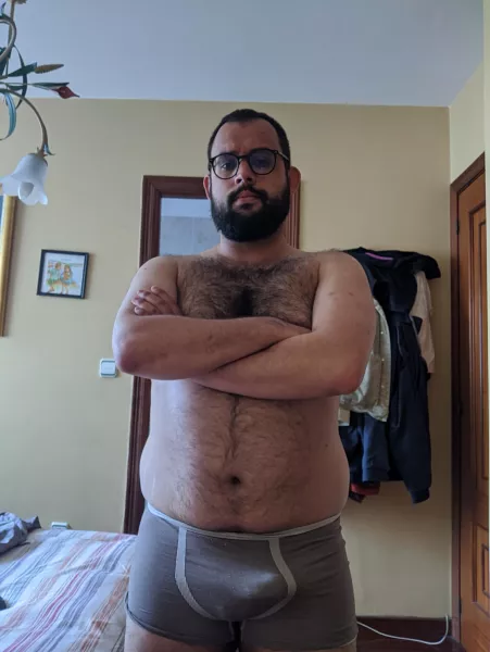 A bear in boxers!