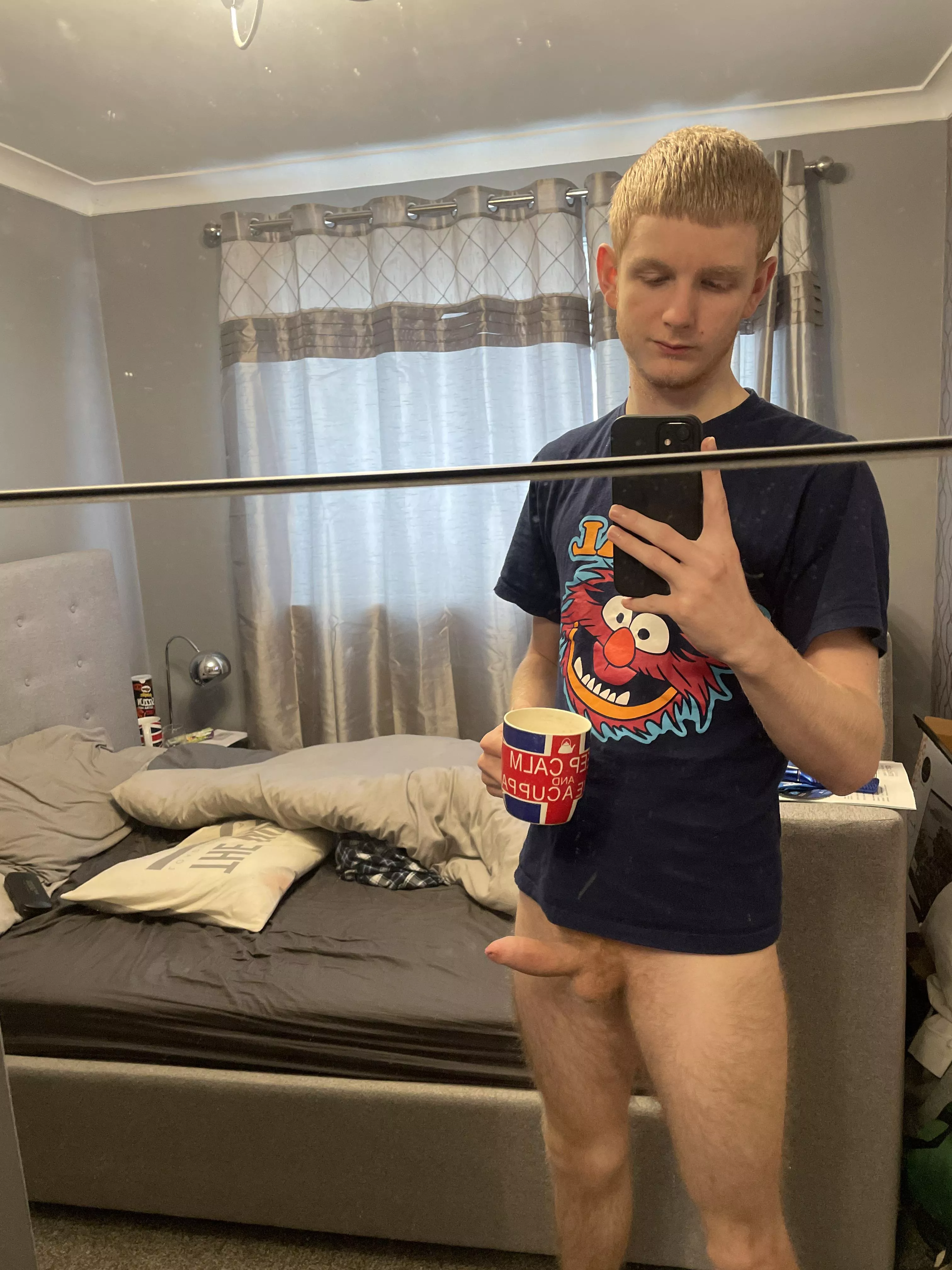 A blowjob would go well with my cup of tea A blowjob would go well with my cup of tea