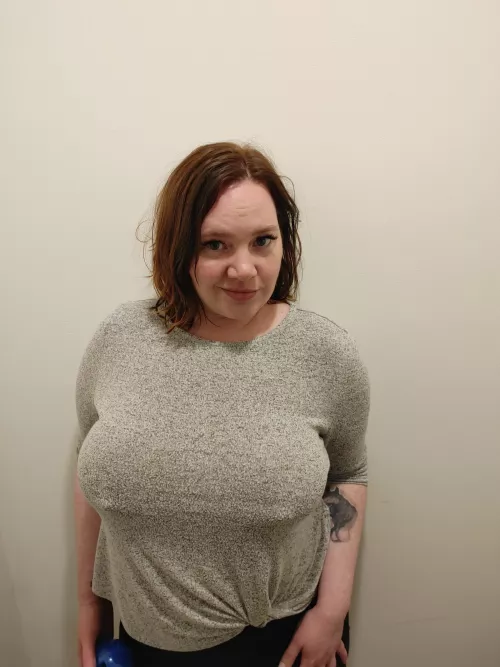 A braless we will go.. Because it's the right way