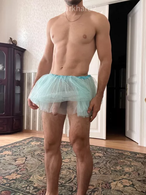 A bro that likes to play! 😌