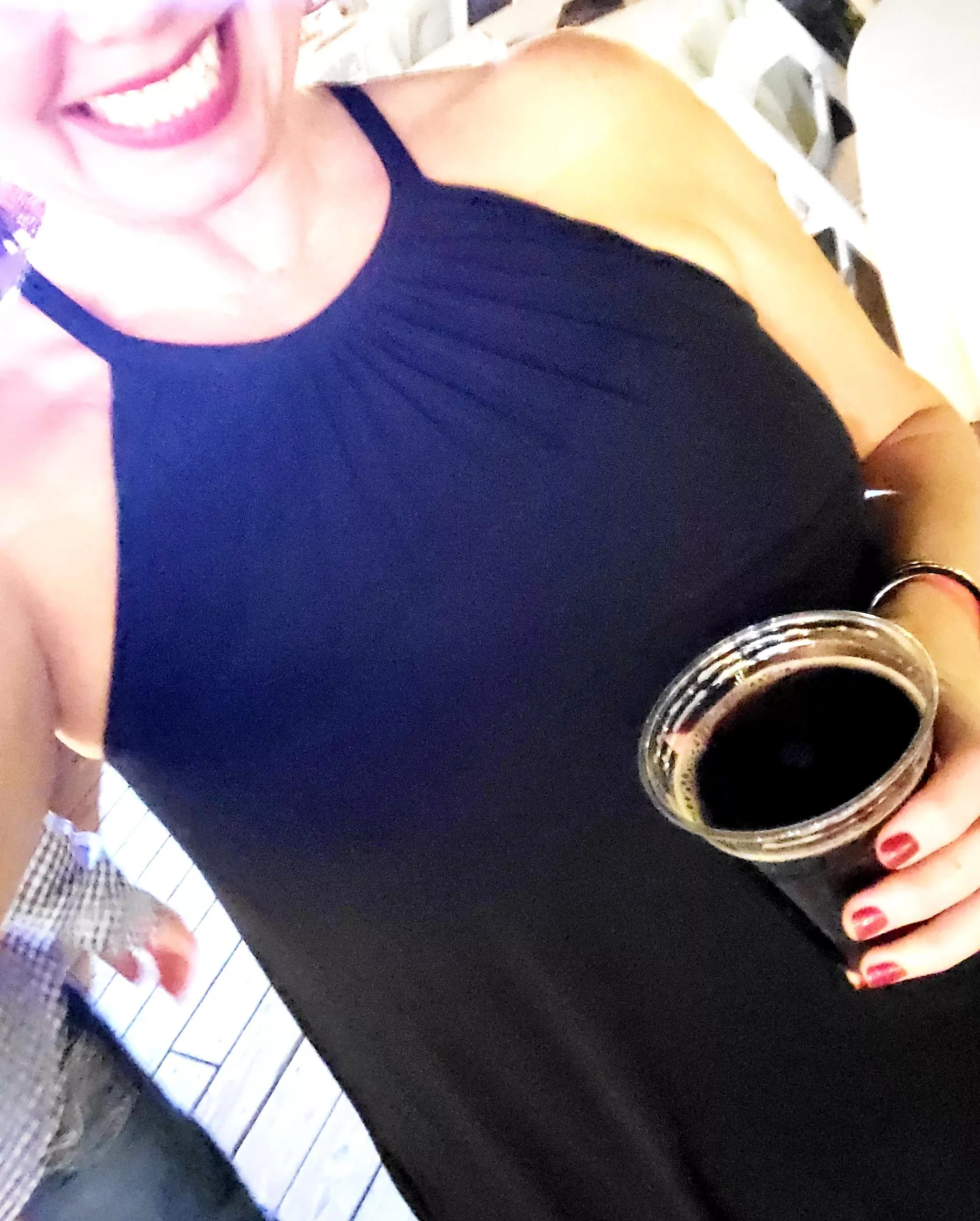 A coffee porter has to count! Happy frisky Friday, freaks! A coffee porter has to count! Happy frisky Friday, freaks!
