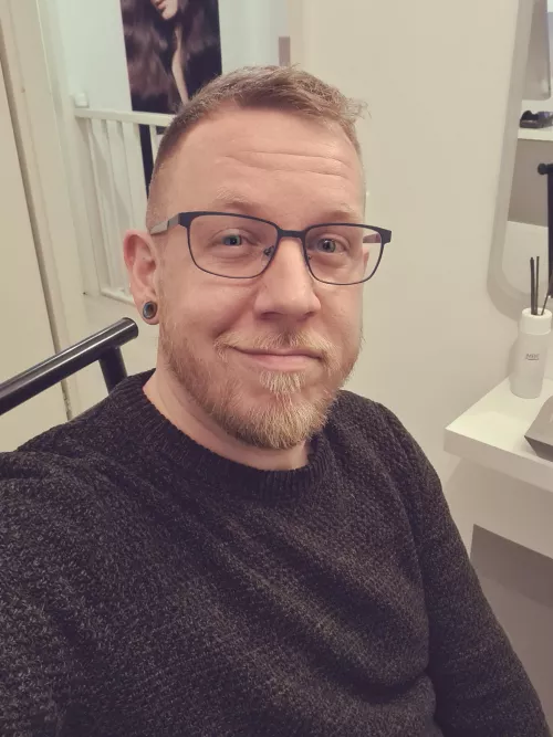 A fresh cut and a week off next week.
