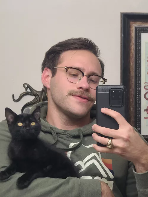 A hello from this lil cutie π πββ¬
