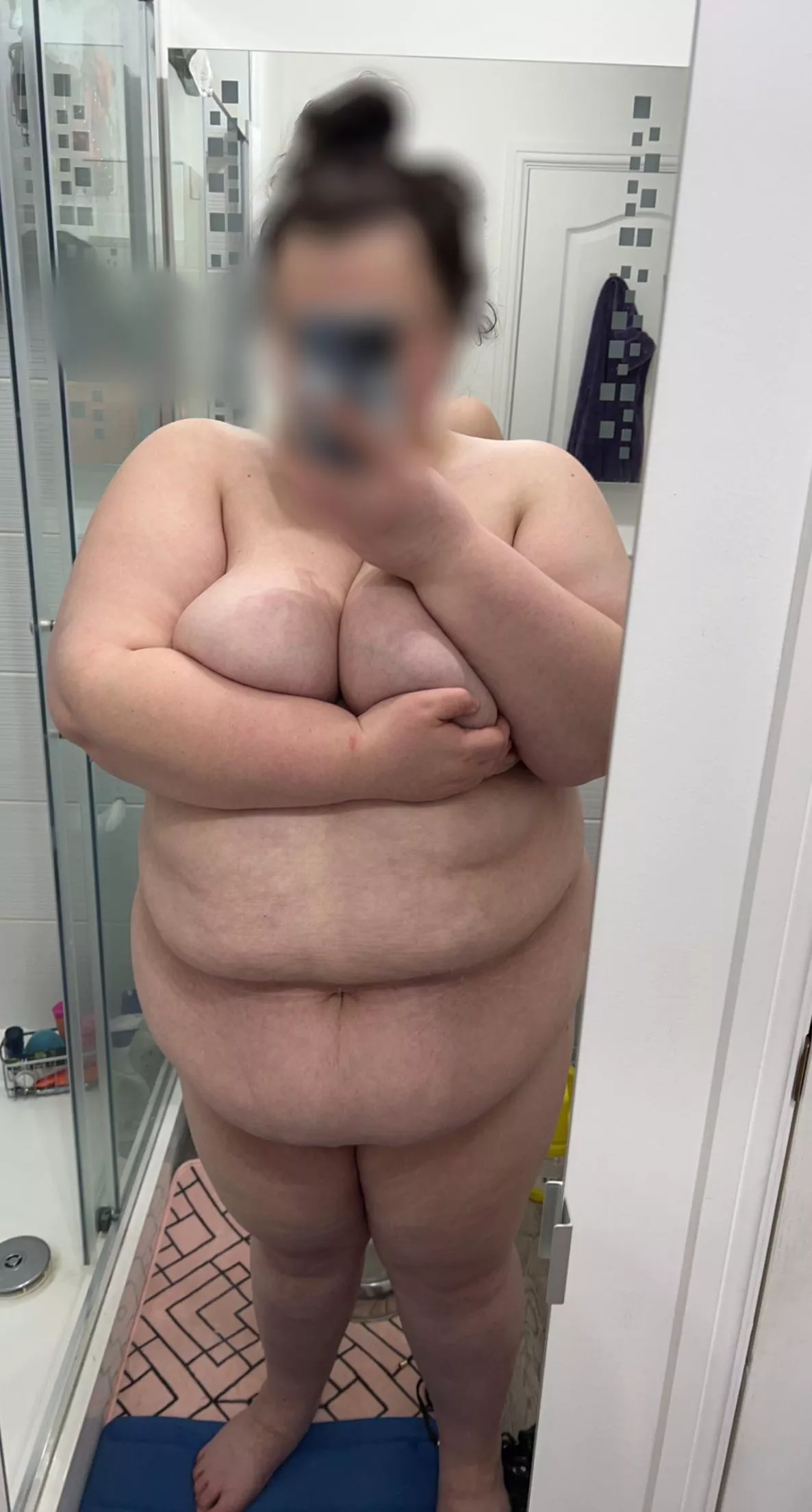 A hello to my favourite group on Reddit 💜