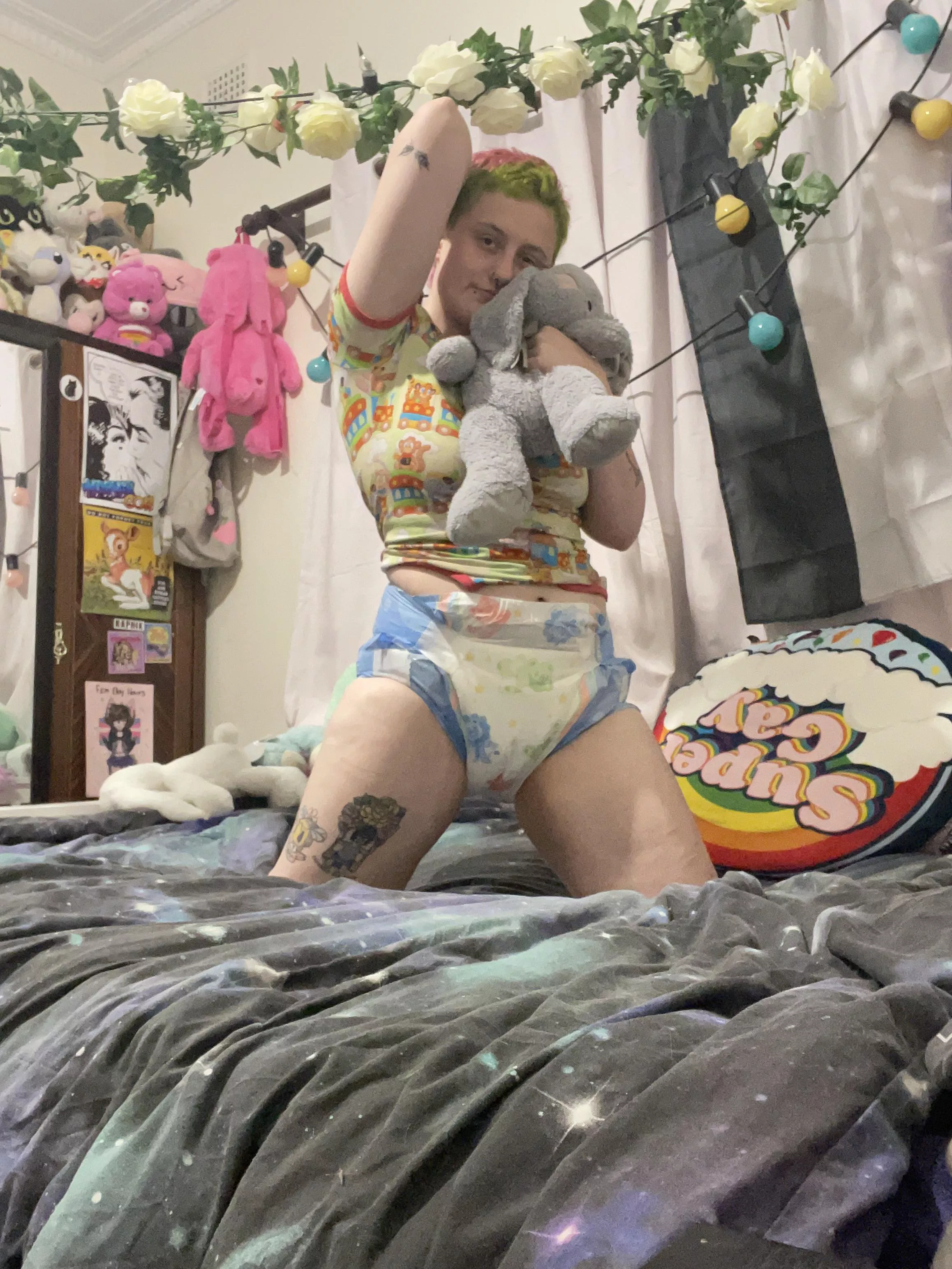 A lazy day for this bean!! Send cool messages to cheer me up :) A lazy day for this bean!! Send cool messages to cheer me up :)