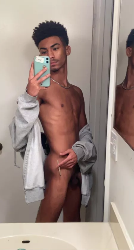 a lil tease, ft. my spliff š