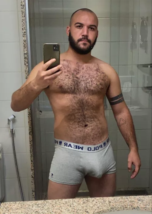 A little bulge never killed somebody 😜