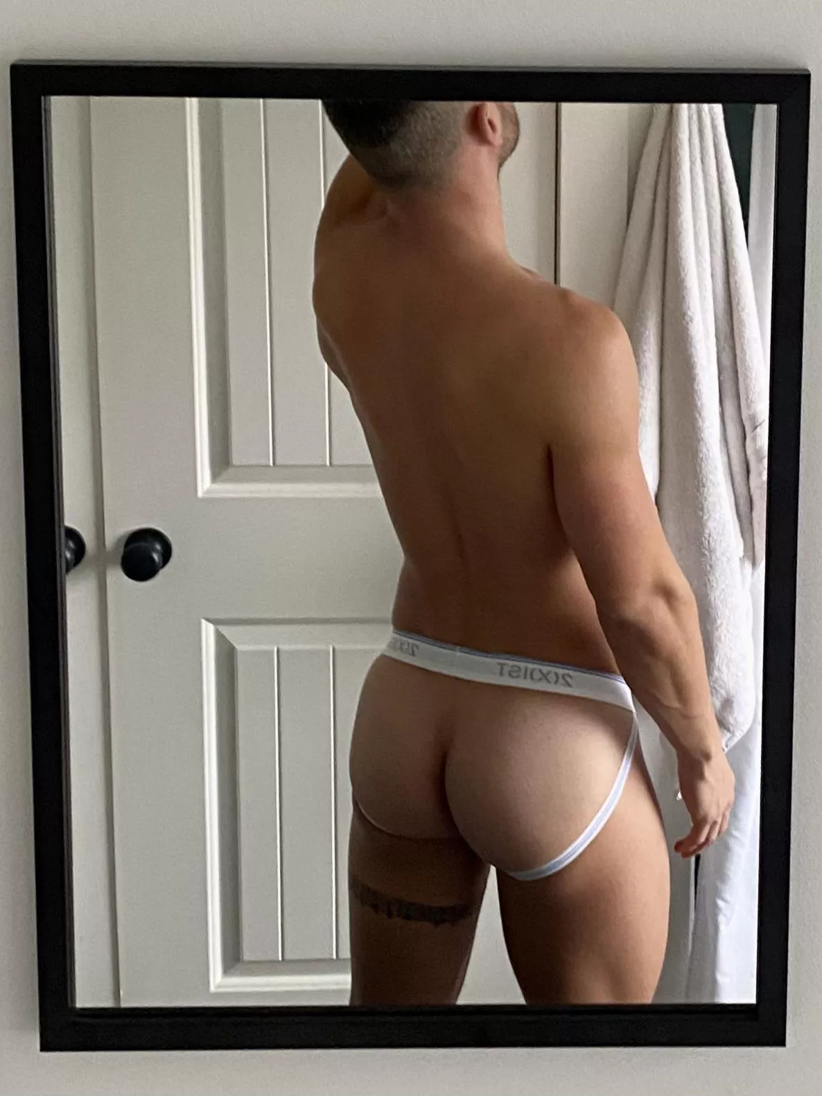 A little mirror action with the jock this morning :) What’s your favorite style of undies?