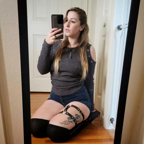 a little pokie to start your week off 😉