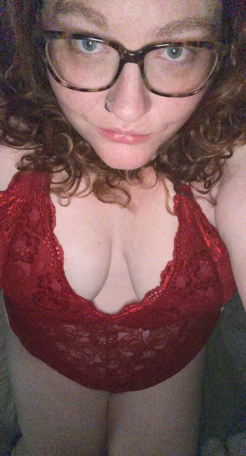 A little red lace, green eyes, and thick thighs for your holidays