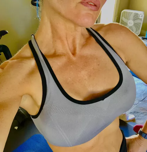 A nice little New Years Day workout. Got my sweat on and feeling good