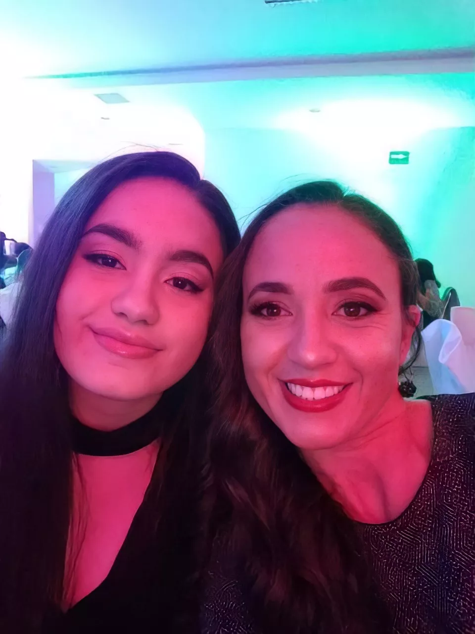 A picture of the daughter and mother. Who would you choose?