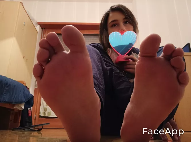 A present for you.. Here's my heart 💖🎀 would you take it? [Faceapp]