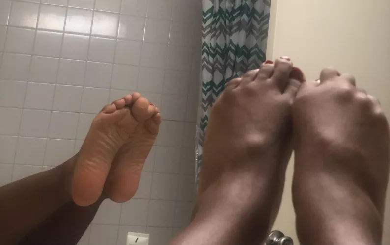 A quick hello 👣