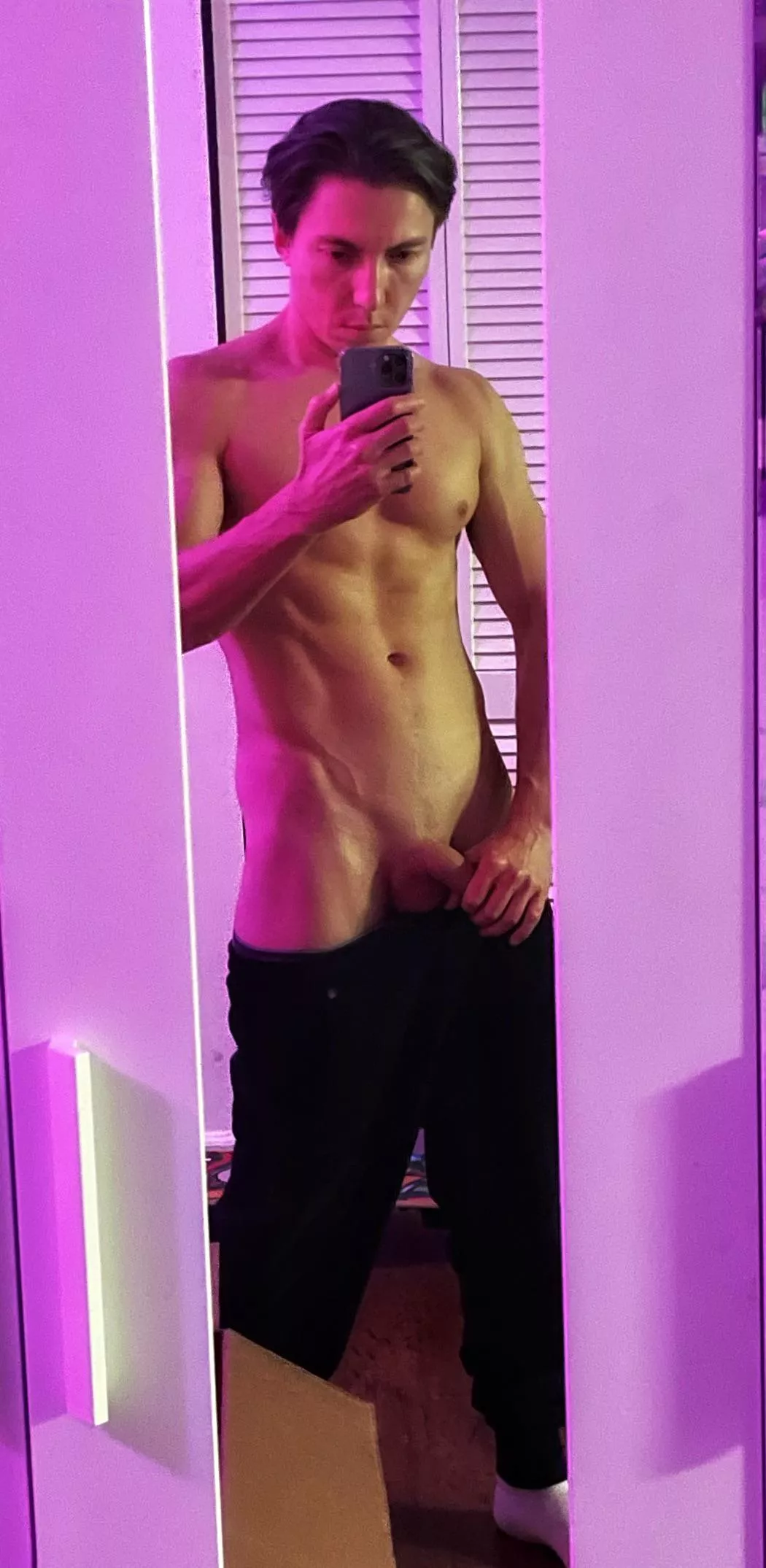 A quick sweatpants drop [m]