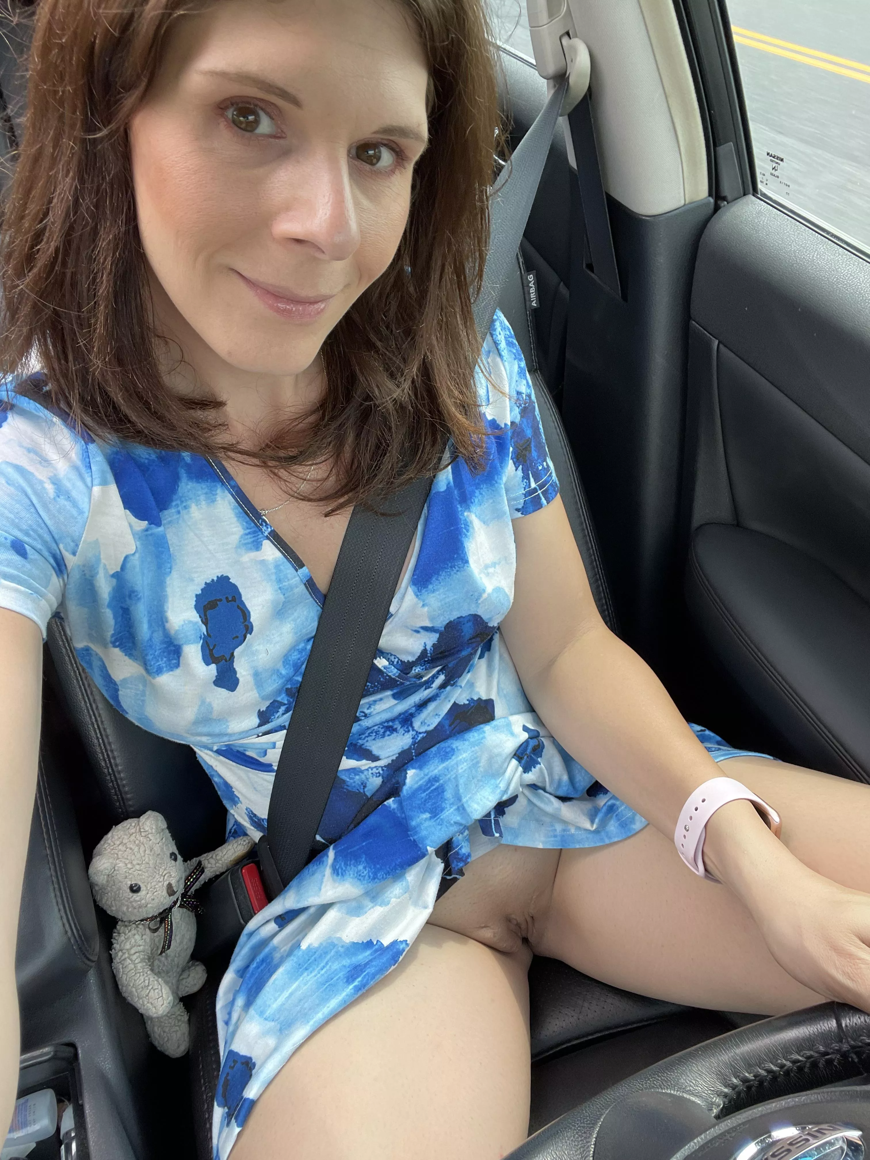 A smile with no panties is how I ride (39F) A smile with no panties is how I ride (39F)