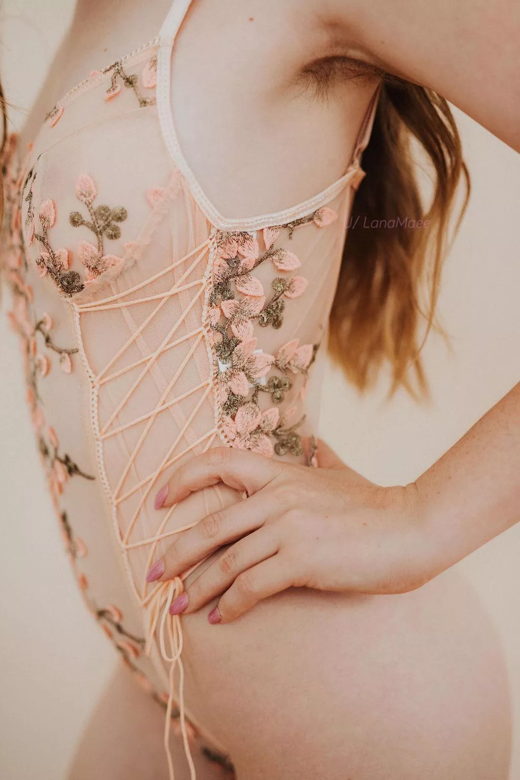 A sneaky peek at my hairy pits! 💓🥰