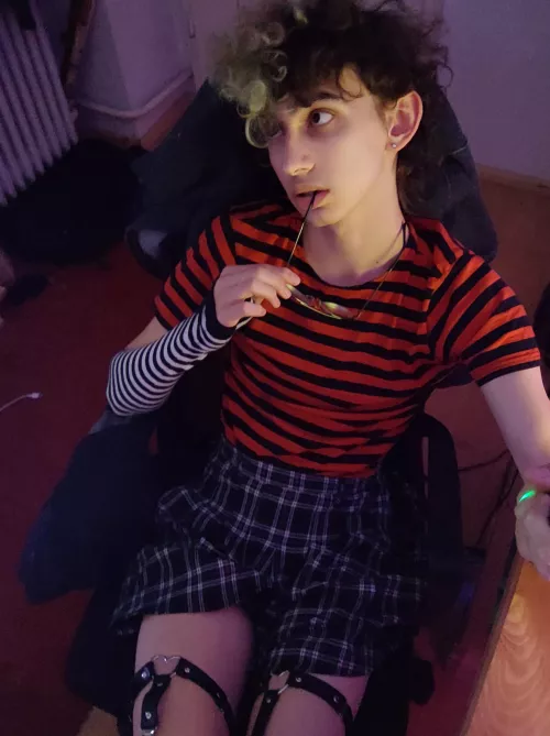 A stripey femboy look today. Hope you like it!