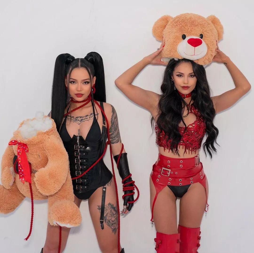 A threesome with Bella Poarch and Valkyrae would be a tight heaven