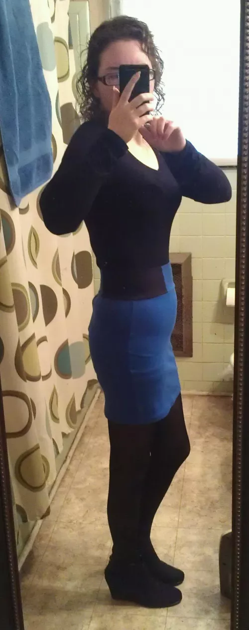 A tight skirt and some wedges