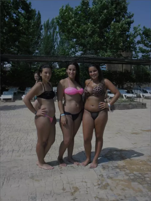 Ablittle envy on the isle