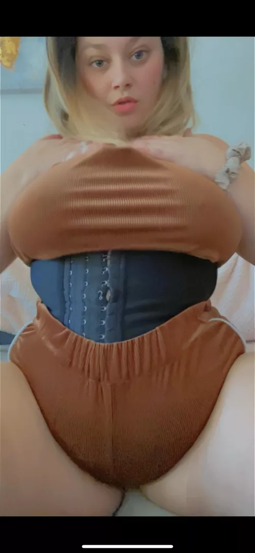 About to burst out of my waist trainer