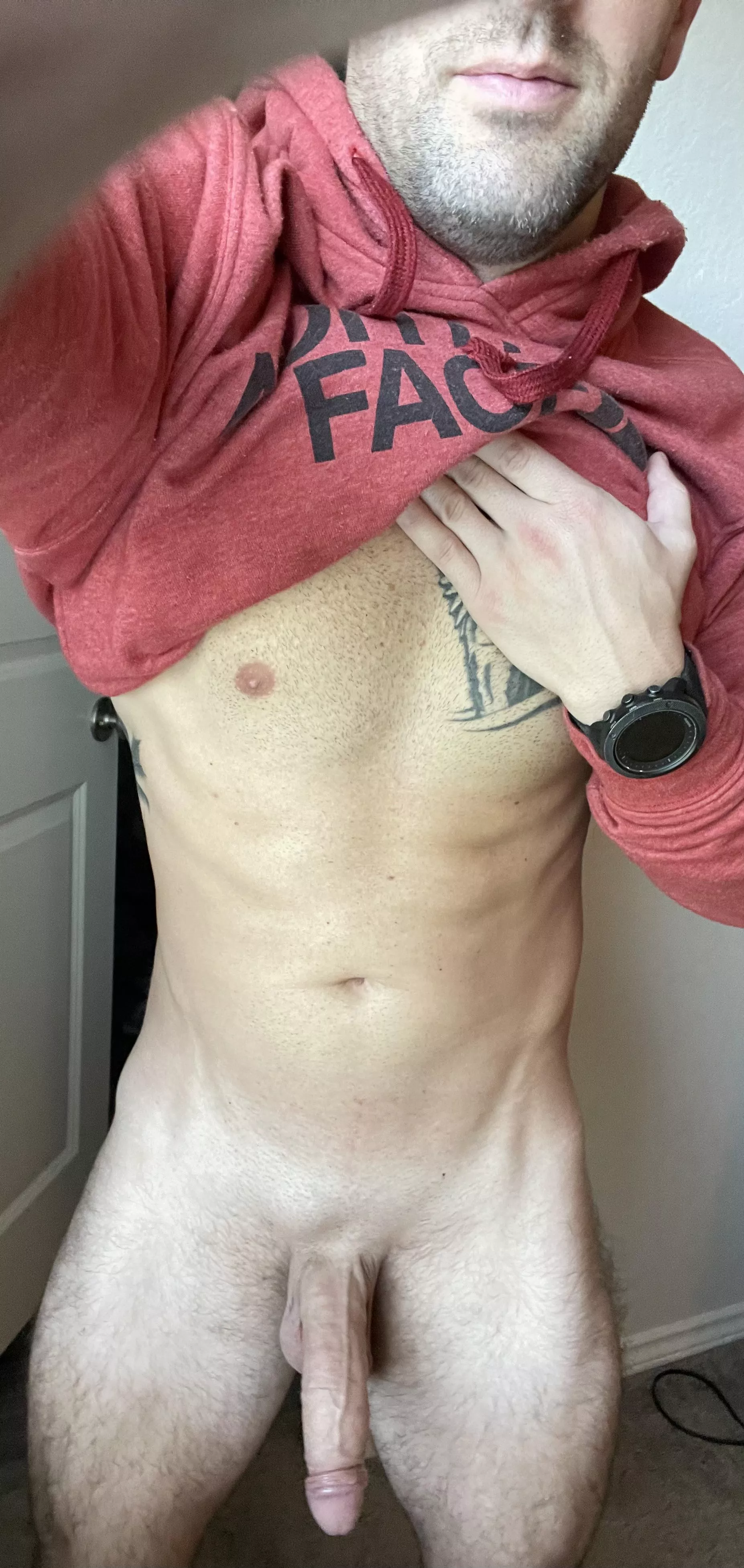 About to enjoy a good stroke before the gym💦😏 About to enjoy a good stroke before the gym💦😏